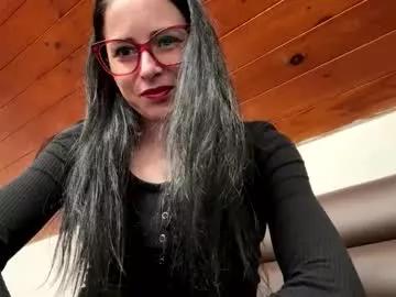 ellyadavis from Chaturbate