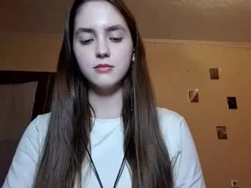 elmeraurora — Goal:wink challenge<: My name is Kate #new , new experience to me, hope it turns out well :3 #skinny #young #18 #shy [9 tokens remaining]