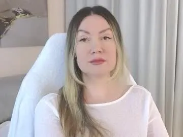 elyaherry — Goal: It's a very nice evening and I'm so relaxed on the couch. #sensual #bigbooty #naturalbigtits #fleshlight - Next Goal: It's