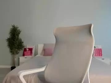 fox_beauty from Chaturbate
