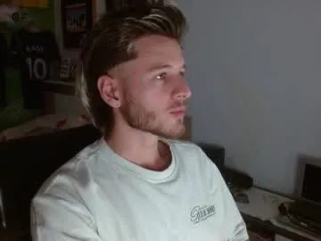 freddy_star — CrazyTicket: Show in progress. CUMSHOW :)). Tip 75 tokens to see the show