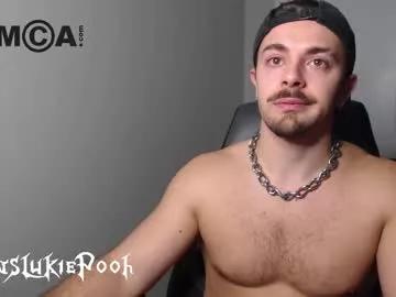 itslukiepooh from Chaturbate
