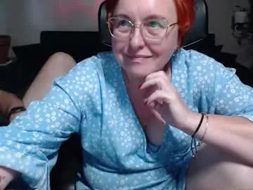 joannaandneighbour from Chaturbate