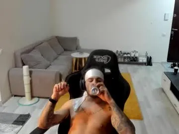 jonnyporn1 — #master #cashmaster #humiliation #findom #feet