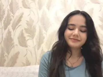 julianeaukamp — Goal: Take off my bra Hey, Nice to meet you :) suggest a movie for tonight * I am #18 years old, #shy #small #teen #young [99 tokens remaining]