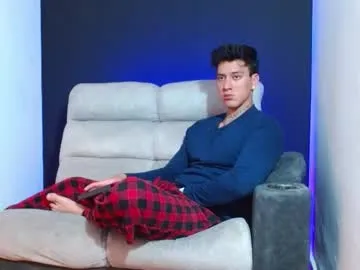 justinfuller_31 — mastubatrion, anked and flex body [150 tokens remaining] #cum #bigdick #latino #muscles #oil