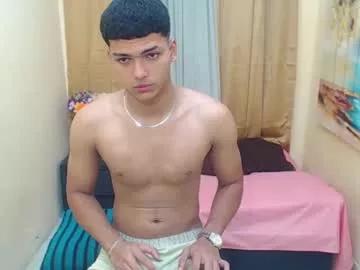 Join Chaturbate's Keinner_monstercock keinner_monstercock from Chaturbate