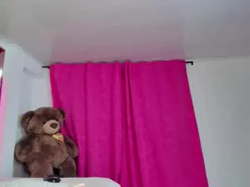 kim2_t — GOAL: Ride torso anal [599 tokens remaining] Hello guys welcome to my room  #latina #bigass #anal #lovense #deepthroat