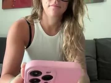 lanadaisyxo from Chaturbate