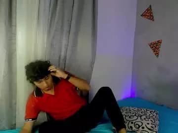 Explore Laura_and_kevin, she wants to masturbate for you laura_and_kevin from Chaturbate