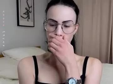 Checkout Laureljarrar, she wants to masturbate for you laureljarrar from Chaturbate