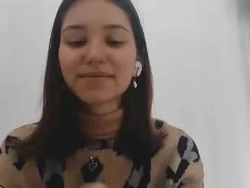leoniacoaker from Chaturbate