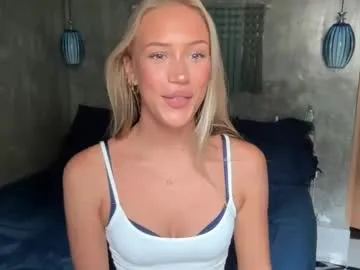 livslifee — you pick bikini or lace x goal: try on's  #teen #blonde #18 #young #bigass [1902 tokens remaining]