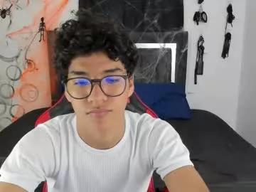 maximiliano_khalil from Chaturbate