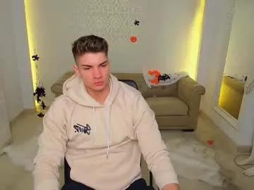 Watch Chaturbate's Maxkaiden maxkaiden from Chaturbate