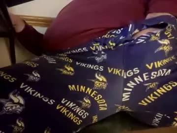 mnguy19726969 from Chaturbate