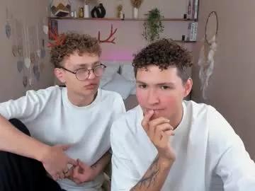 Explore sexy camslut Nathan_curl nathan_curl from Chaturbate