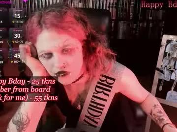 noellegothicshadow from Chaturbate