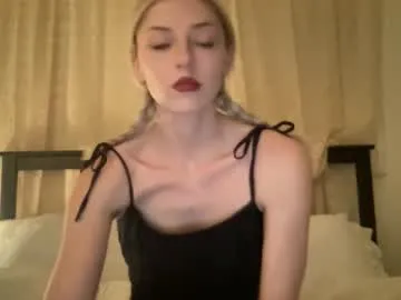 noscandal — finishing..venus in furs #cute #blonde #petite [500 tokens remaining]