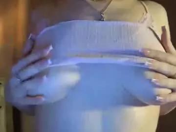 pawsclawss from Chaturbate