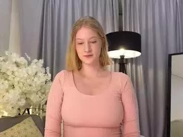 petitelz from Chaturbate
