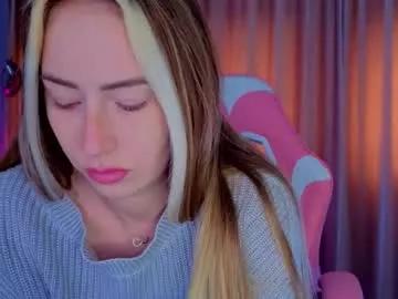Hot Reina_cummings wants you to fuck her body now reina_cummings from Chaturbate