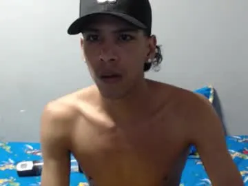 robert_kingg — Current Goal: first cum today at 999 tokens -- Next Goal: cum #2 -- pump to play with my dick  #bigcock #cum #lovense #hairy #young