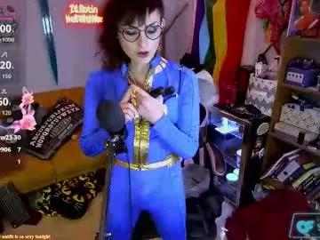 sadiasinns from Chaturbate