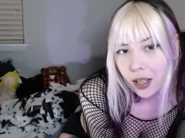 salted_carmen — item of clothing removed [129 tokens left]