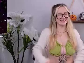 Join Chaturbate's Selina_thick selina_thick from Chaturbate