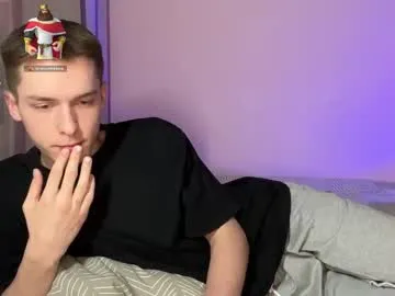 simonsecrett — GOAL: show hard dick [150 tokens remaining] Welcome to my room! #new #twink #lovense #18