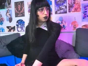 Checkout Chaturbate's Snowblack_ snowblack_ from Chaturbate