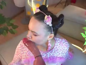 Watch Chaturbate's Thunder_suck thunder_suck from Chaturbate