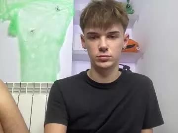 yoursweetyguy from Chaturbate