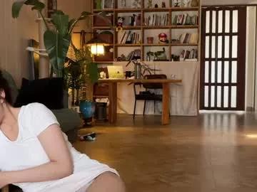 Explore Yuanlili, she wants to masturbate for you yuanlili from Chaturbate