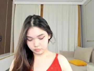 Explore 18 years old yummmym from Chaturbate yummmym from Chaturbate