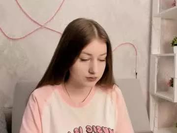 yvonnedennington from Chaturbate