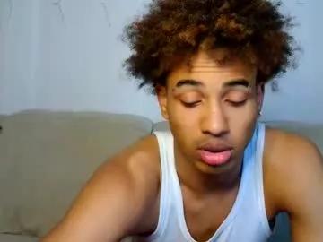 zachbrownn from Chaturbate