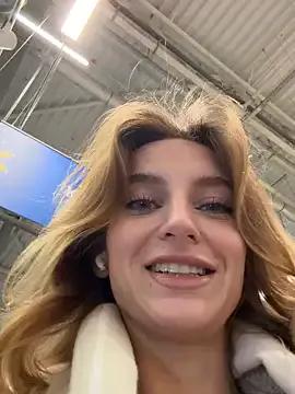 -AngelAri- from StripChat