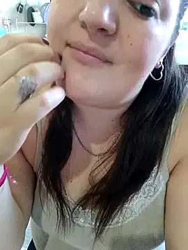 StripChat 69_less is Freechat 69_less — Muestra vagina la morocha