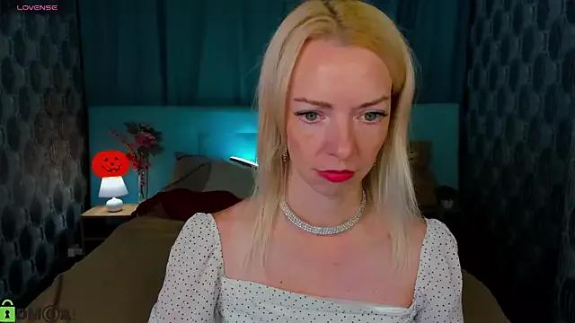 _Keetti_ from StripChat