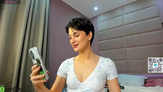 Watch Adeline_Perle, they want to masturbate for you Adeline_Perle from StripChat