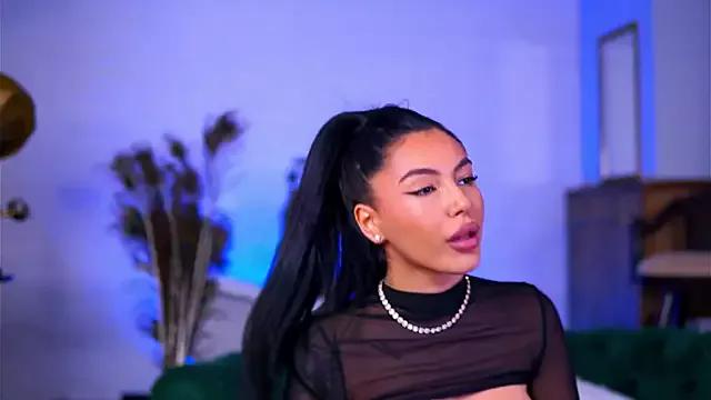 Hot AishaaDevoe from StripChat AishaaDevoe from StripChat