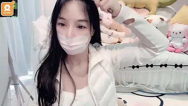 Join 23 years old AKiKi711 from StripChat AKiKi711 from StripChat