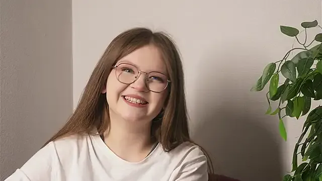 AlyceThoeny — Show my tummy