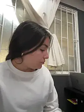 Alyha_Cortes — Freechat on StripChat