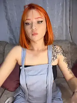 Alysson_LS — Flash Tits 