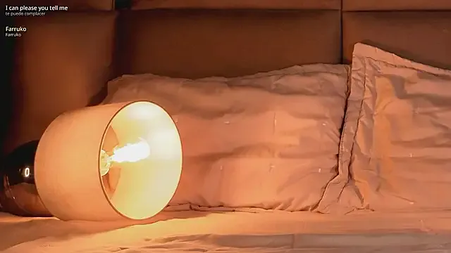 angelinepossy — 4 fingers in my pussy