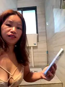 aoosuu from StripChat