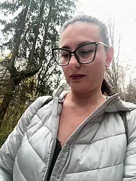 AvaFlowers6 from StripChat